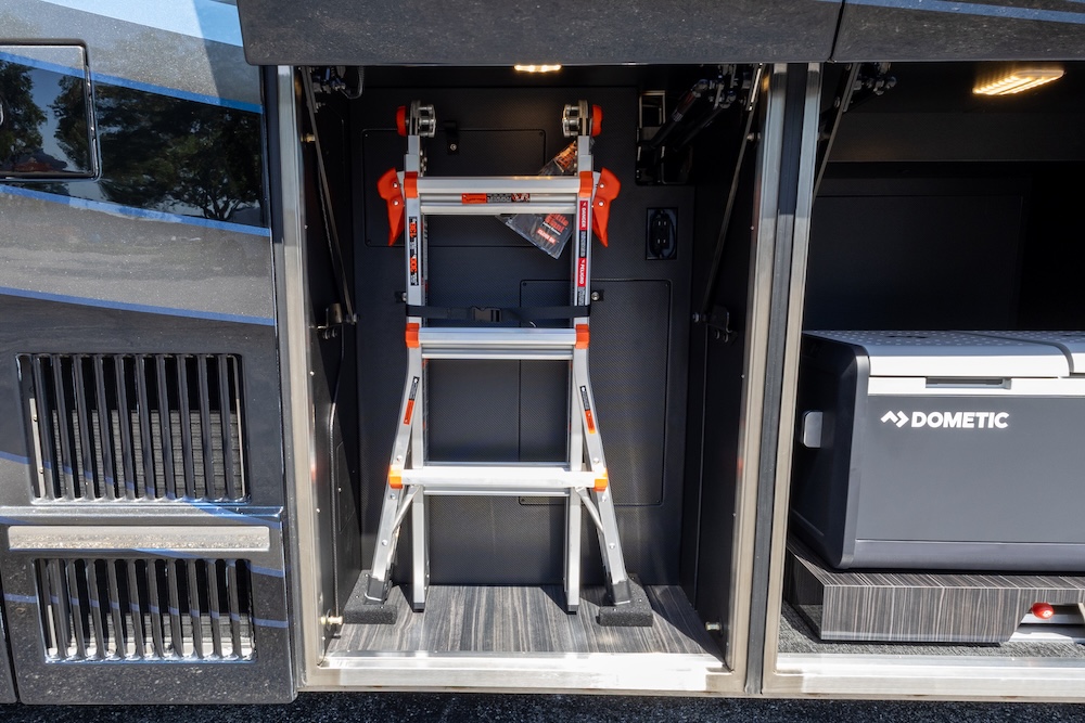 2025 Prevost  Marathon H3-45 For Sale