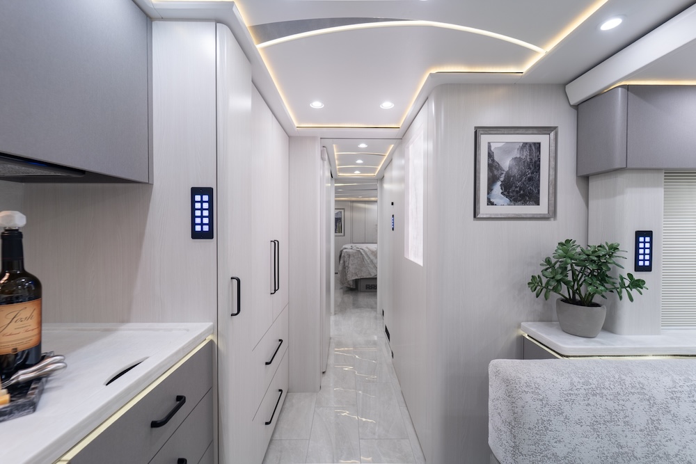 2026 Prevost Marathon H3-45 For Sale