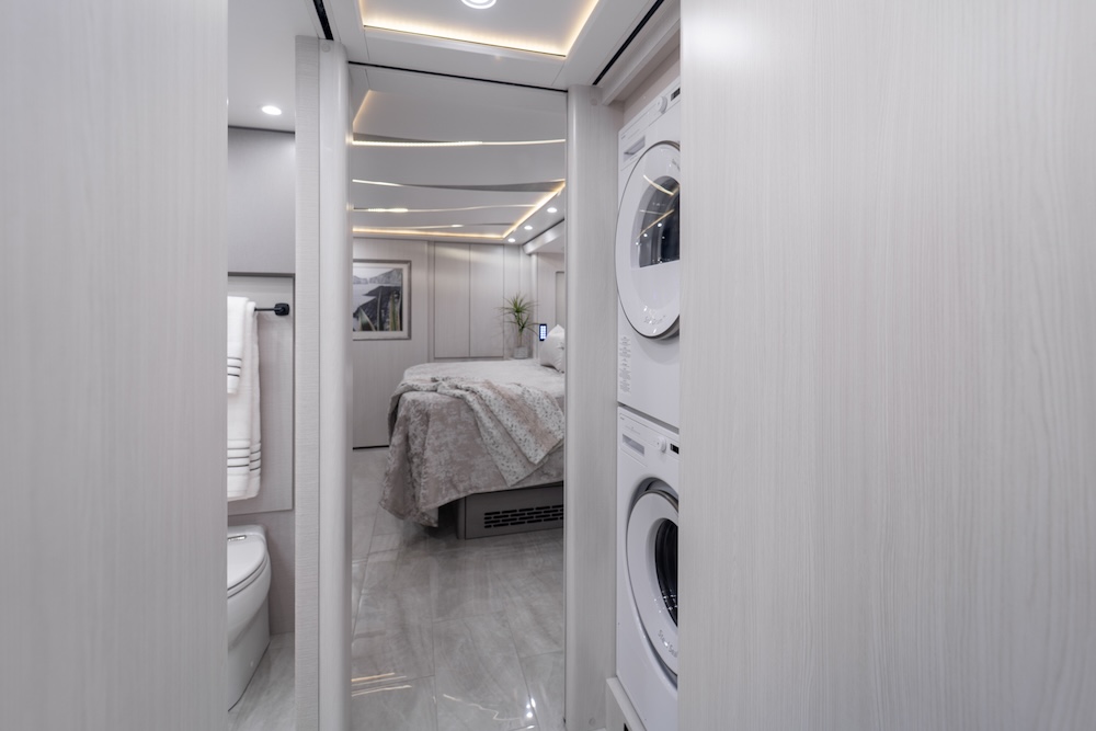 2026 Prevost Marathon H3-45 For Sale