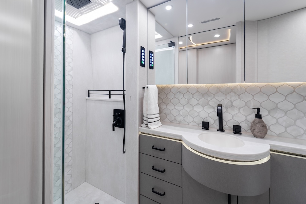 2026 Prevost Marathon H3-45 For Sale