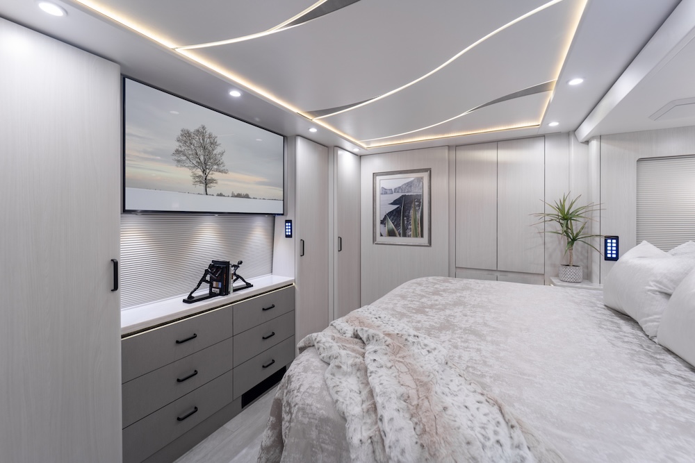 2026 Prevost Marathon H3-45 For Sale