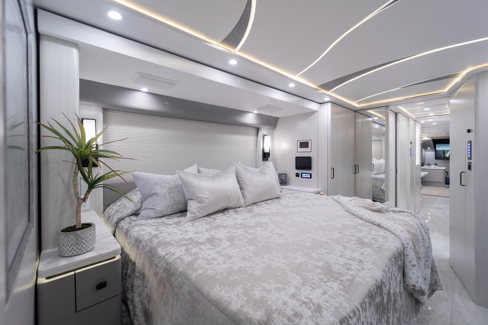 2026 Prevost Marathon H3-45 For Sale