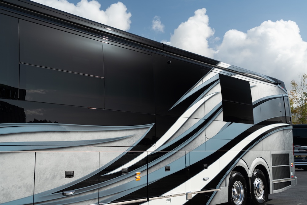 2026 Prevost Marathon H3-45 For Sale