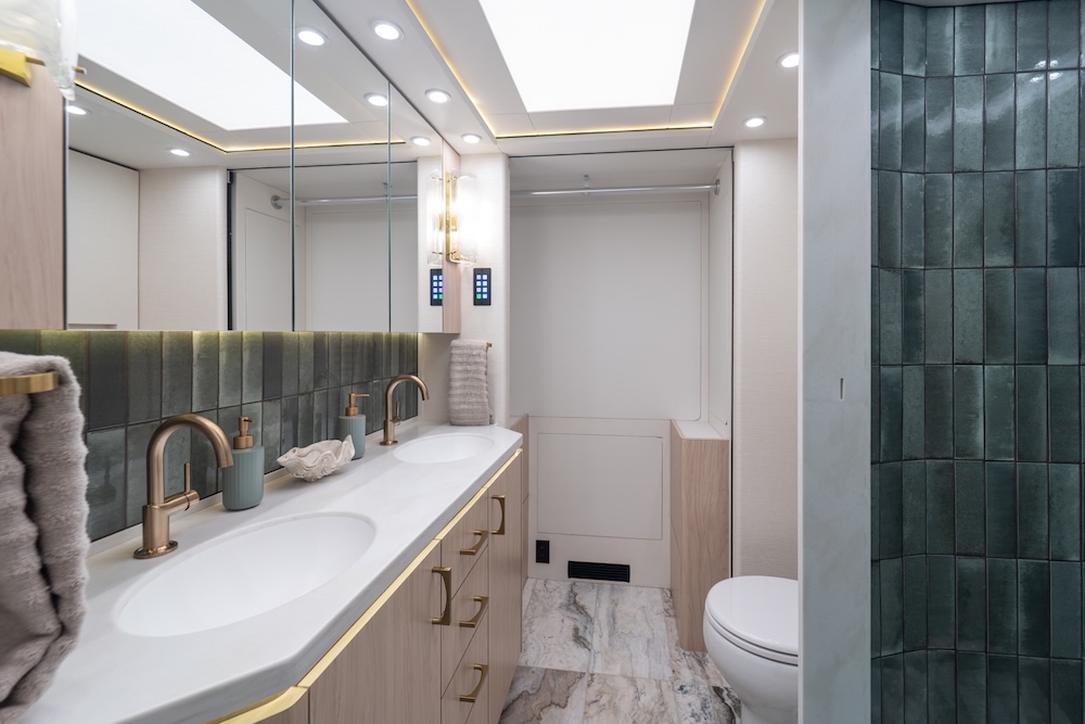 2026 Prevost Marathon H3-45 For Sale