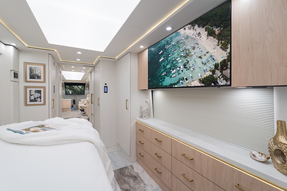 2026 Prevost Marathon H3-45 For Sale