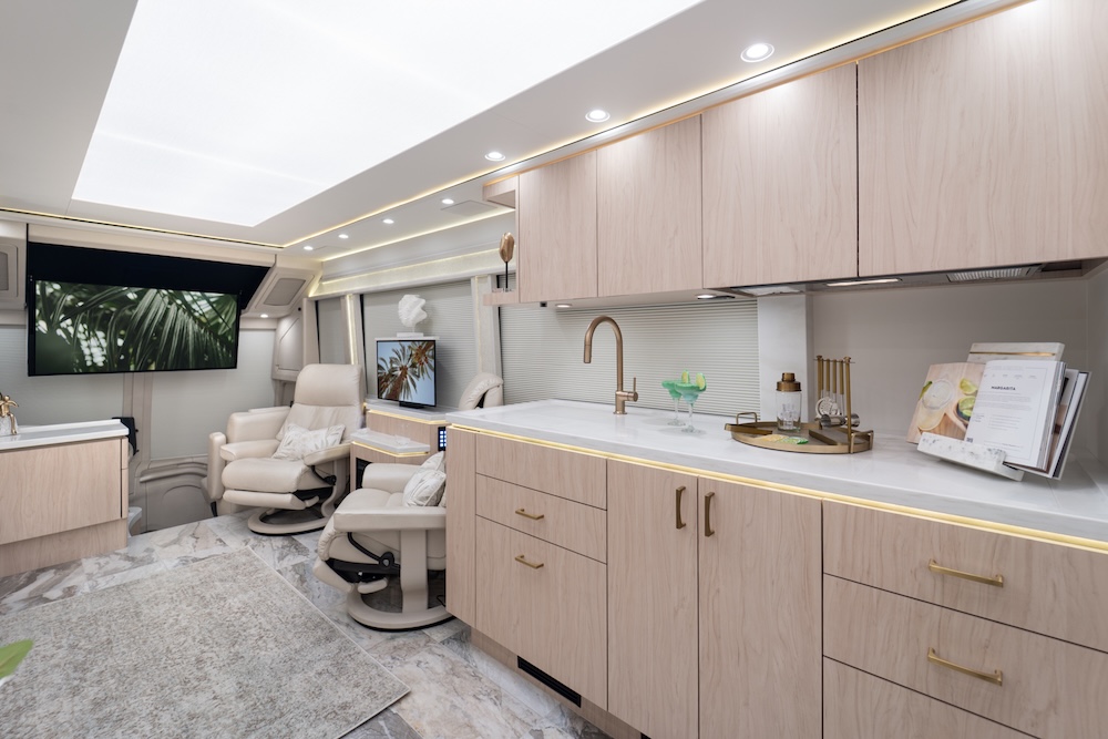 2026 Prevost Marathon H3-45 For Sale