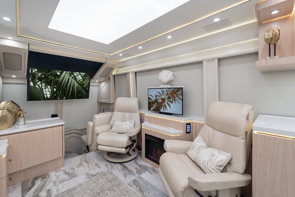 2026 Prevost Marathon H3-45 For Sale