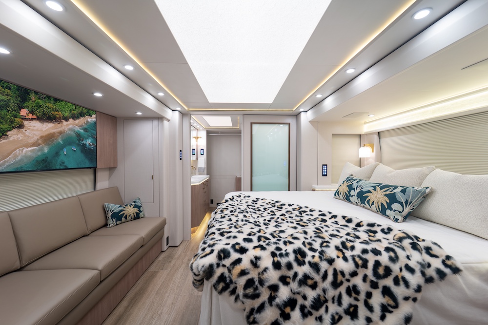 2026 Prevost Marathon H3-45 For Sale