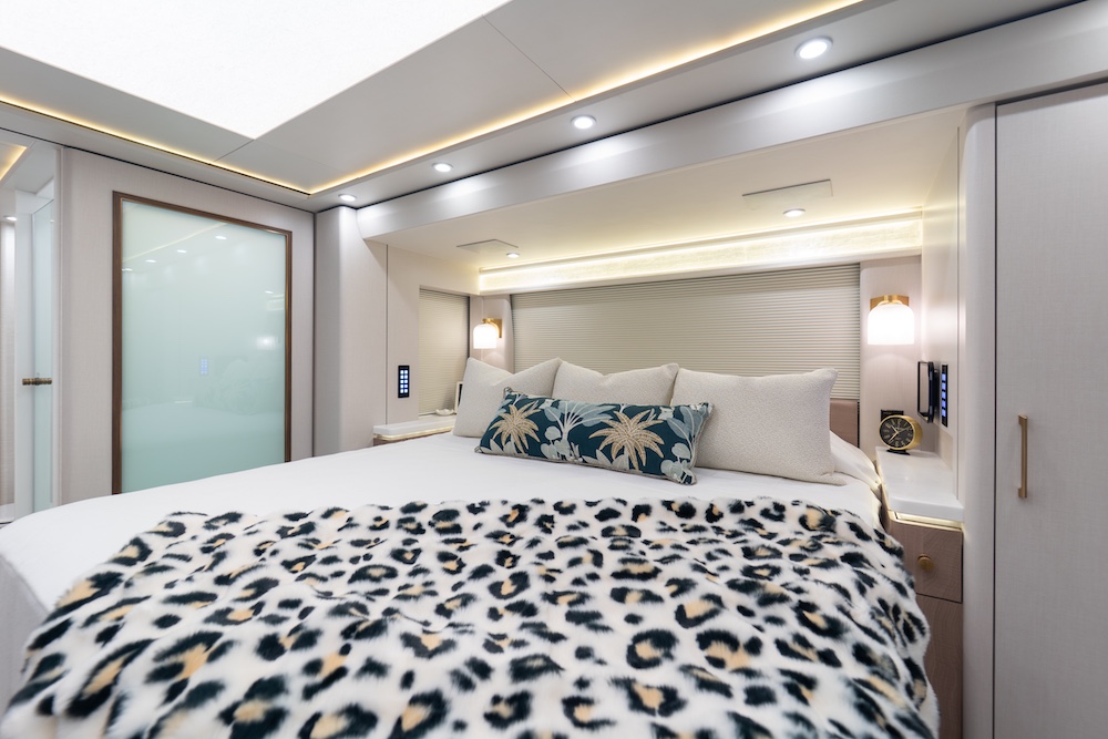 2026 Prevost Marathon H3-45 For Sale