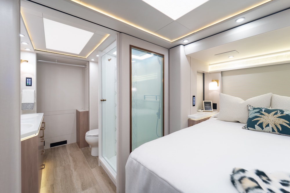 2026 Prevost Marathon H3-45 For Sale