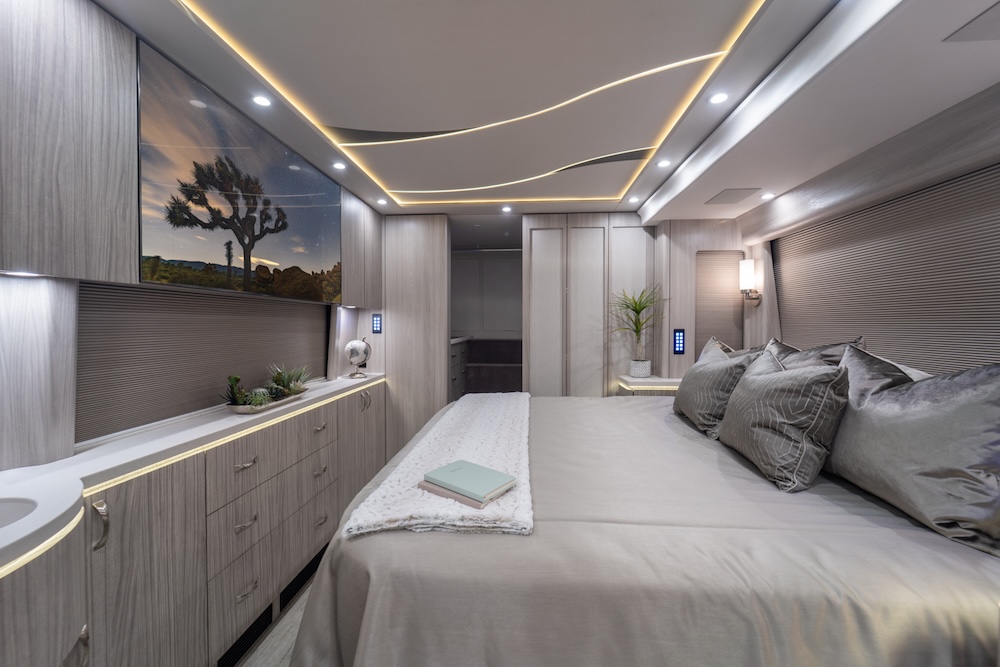 2025 Prevost Marathon X3 For Sale