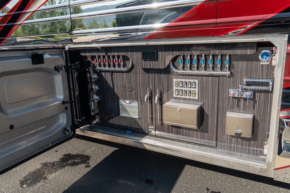 2025 Prevost Marathon X3 For Sale