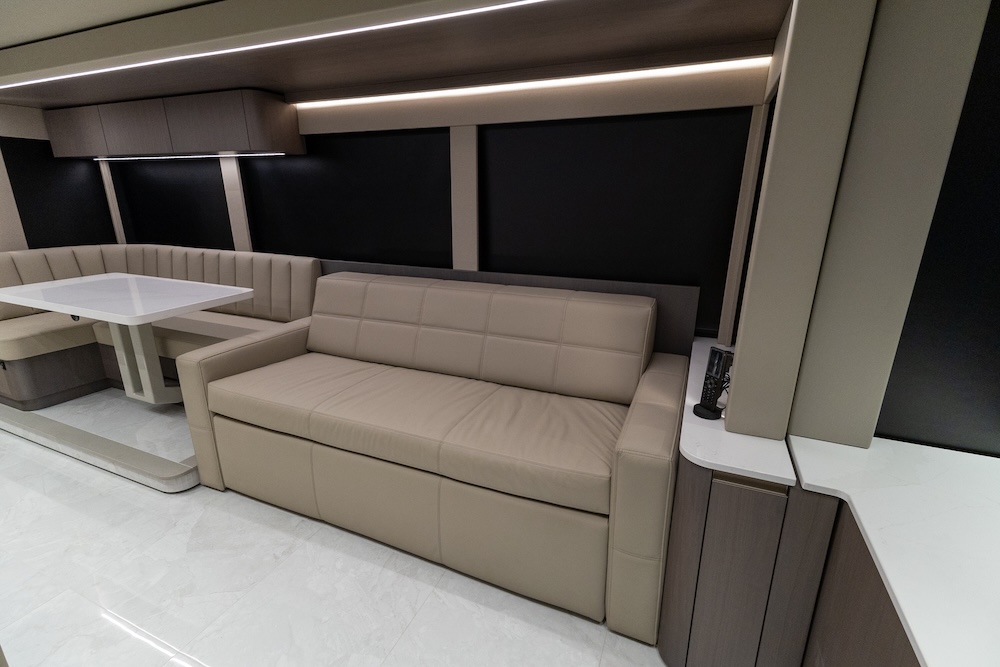 2027 Prevost Lok H3-45 For Sale