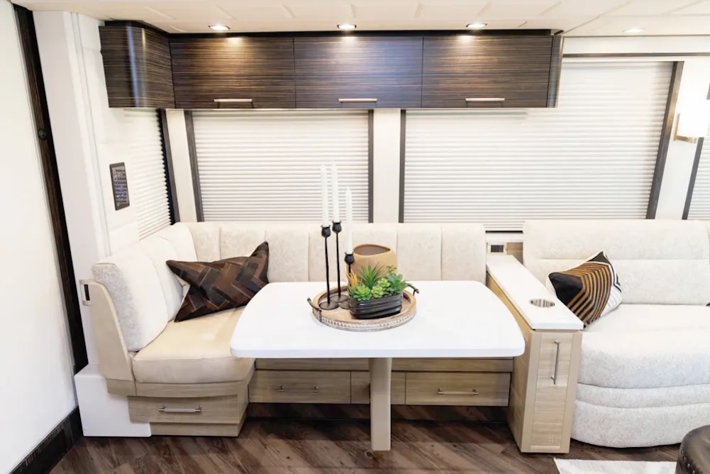 2027 Prevost Emerald H3-45 For Sale