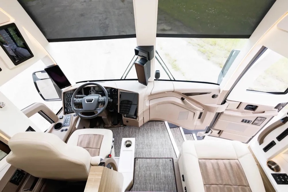 2027 Prevost Emerald H3-45 For Sale