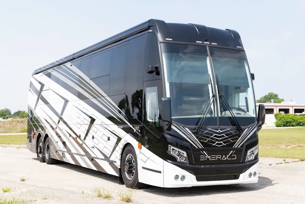 2027 Prevost Emerald H3-45 For Sale