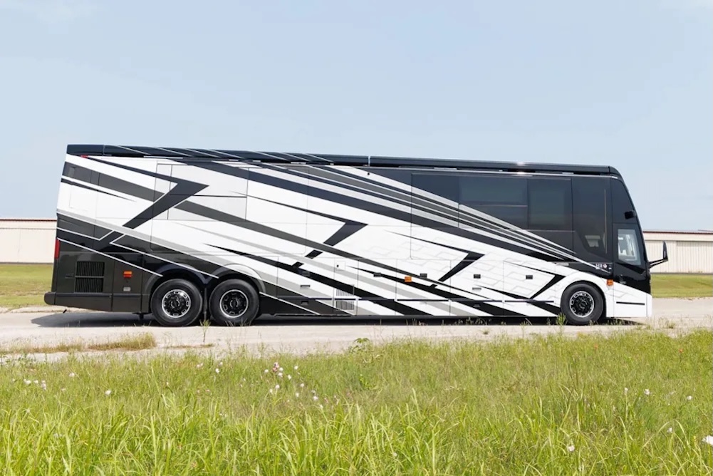 2027 Prevost Emerald H3-45 For Sale