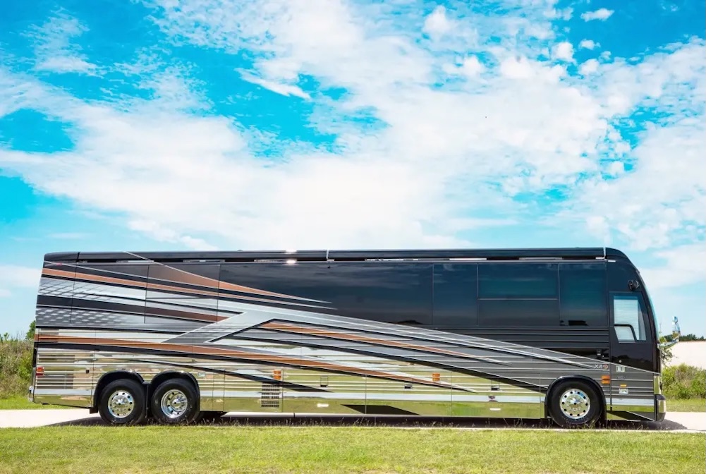 2027 Prevost Emerald X3 For Sale