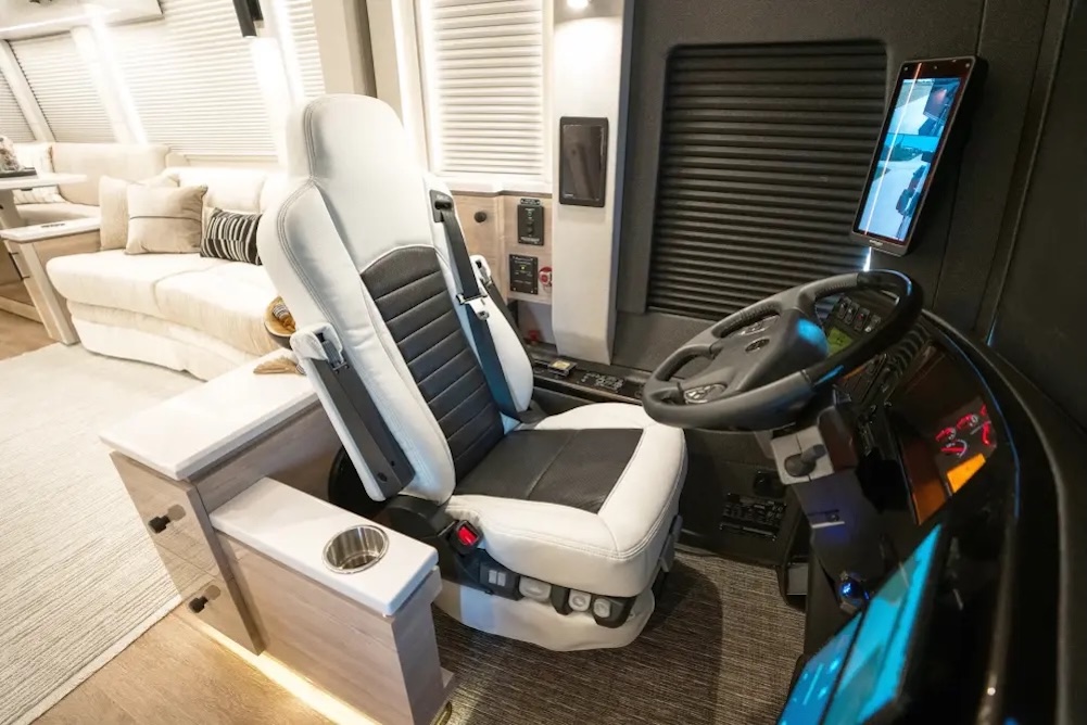2027 Prevost Emerald X3 For Sale