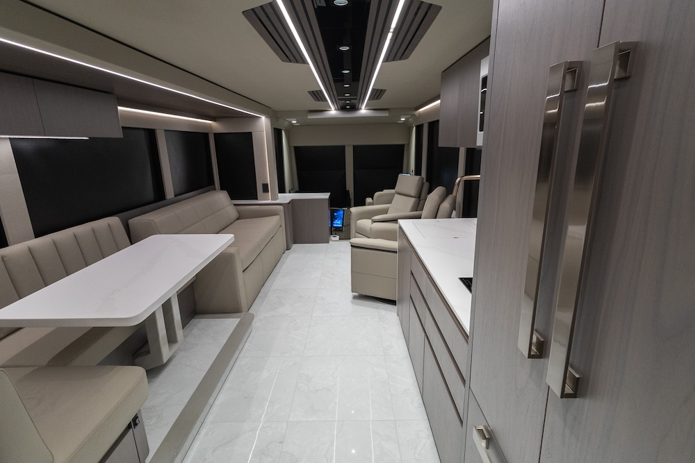 2027 Prevost Loki H3-45 For Sale