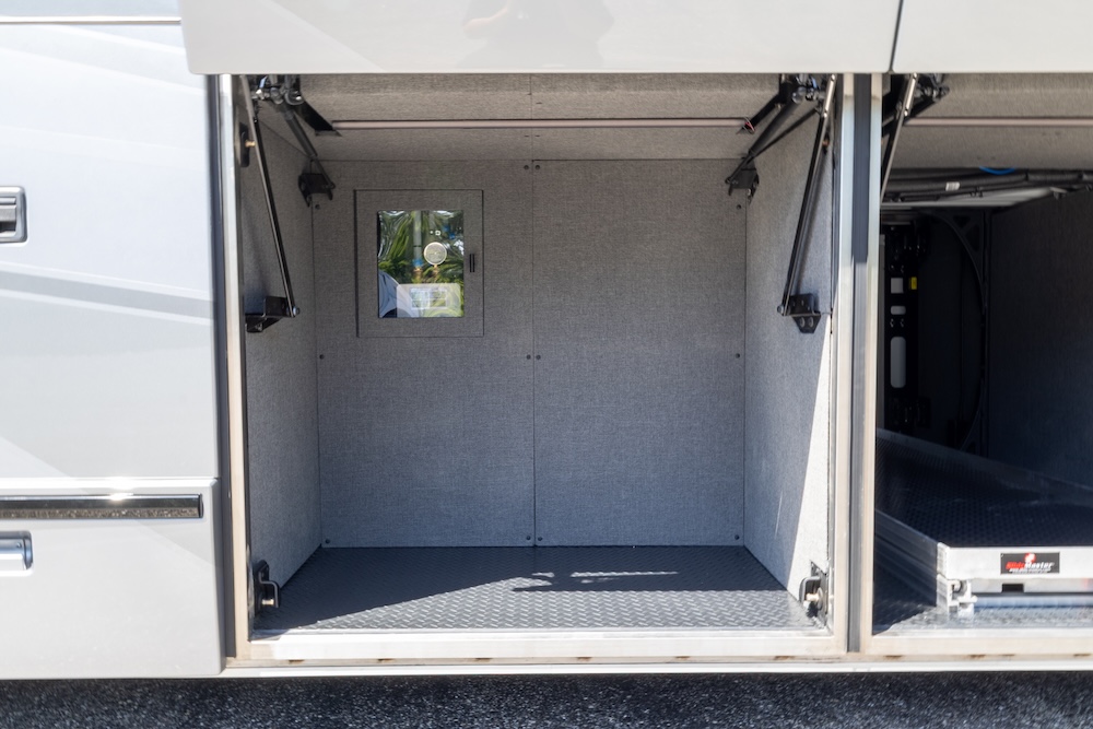 2027 Prevost Loki H3-45 For Sale