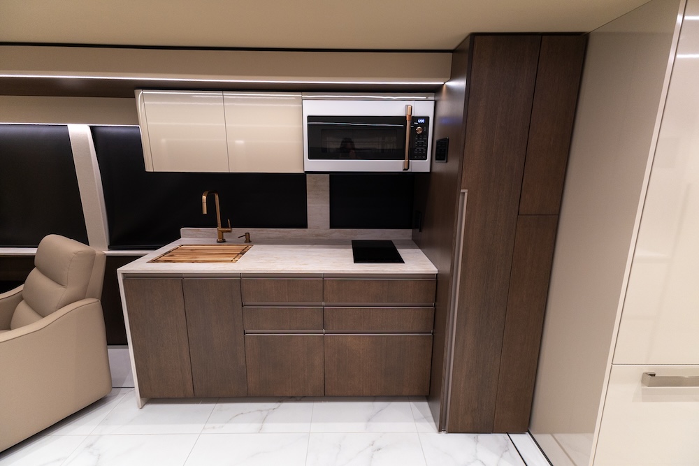 2027 Prevost Loki H3-45 For Sale