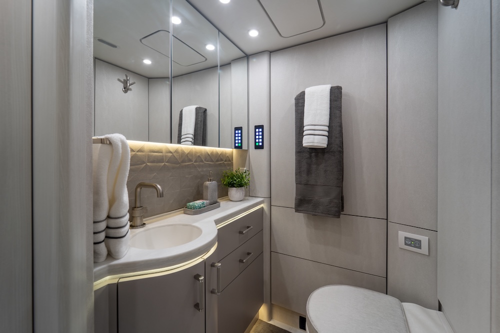 2027 Prevost Marathon H3-45 For Sale