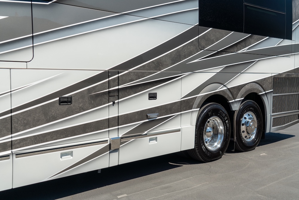 2027 Prevost Marathon H3-45 For Sale