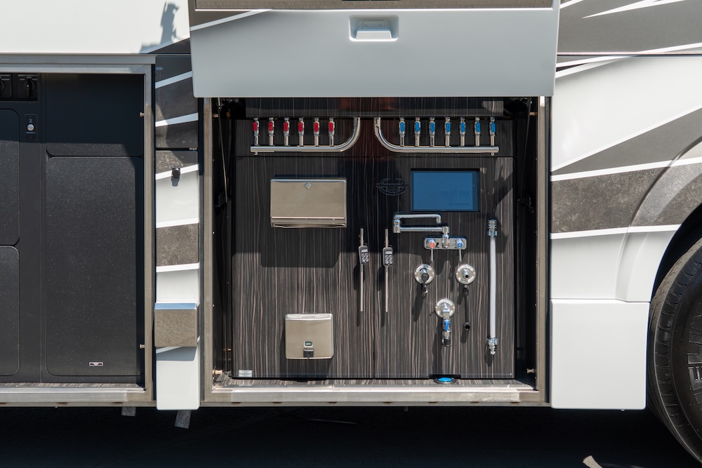 2027 Prevost Marathon H3-45 For Sale