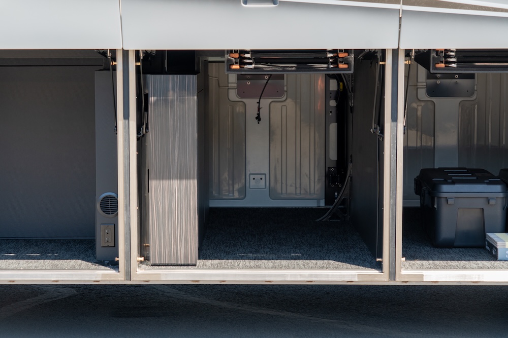 2027 Prevost Marathon H3-45 For Sale