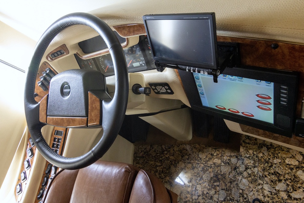 2010 Prevost Millennium H3-45 For Sale