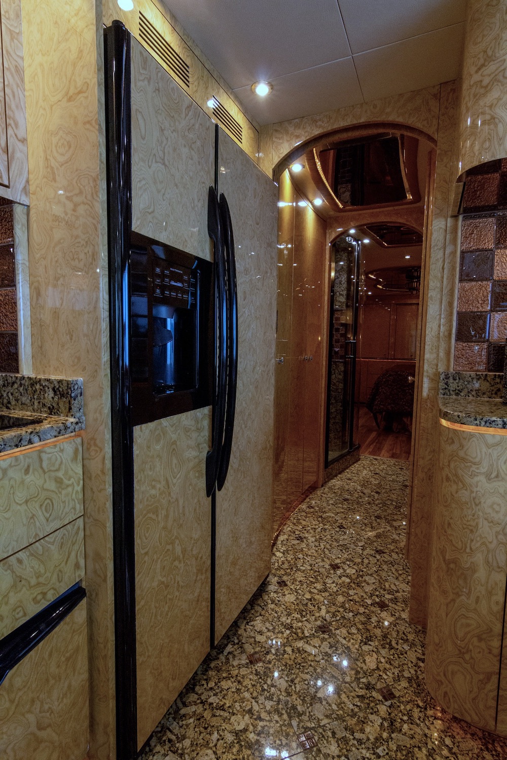 2010 Prevost Millennium H3-45 For Sale